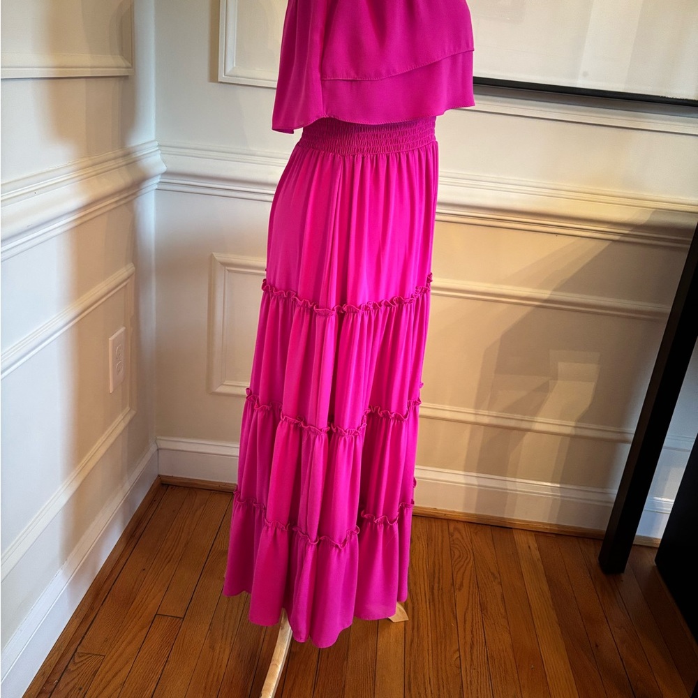 GORGEOUS Pink midi/maxi strapless dress 🍉💕